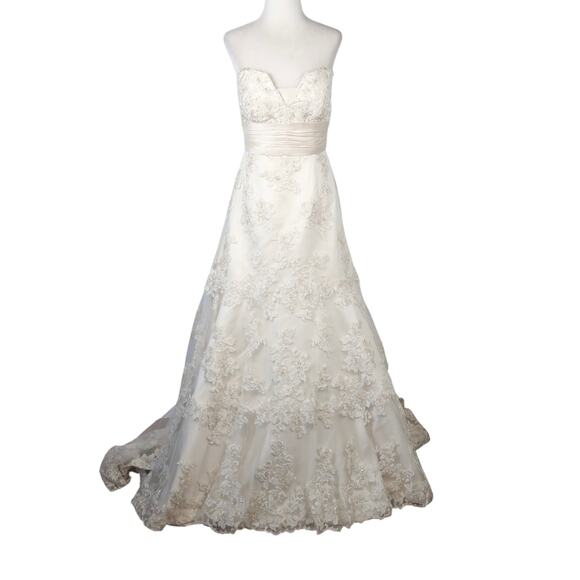 Oleg Cassini Cream Lace Beaded Strapless Wedding Dress Gown Size 2 CWG365